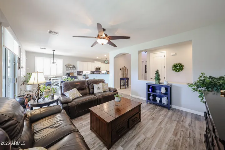 LOVELY OPEN FLOORPLAN