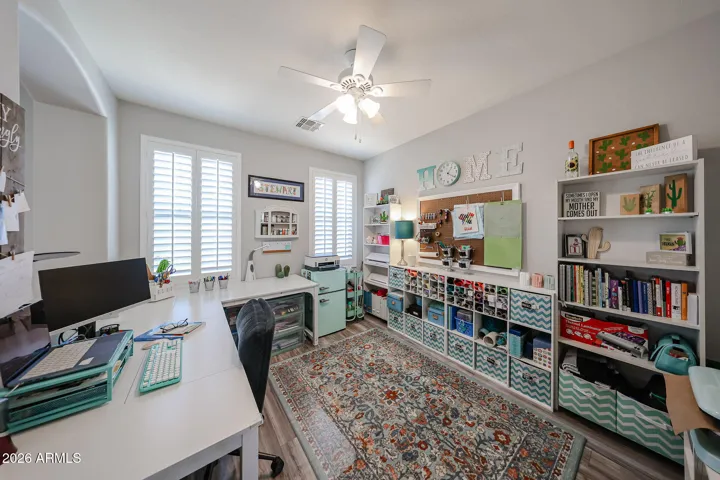 LOTS OF LIGHT FOR OFFICE OR CRAFTS OR MORE HANGOUT SPACE!