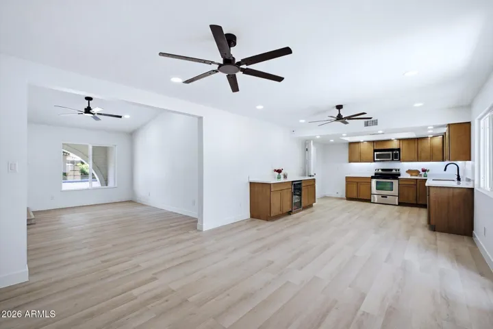 living room / Kitchen great room
