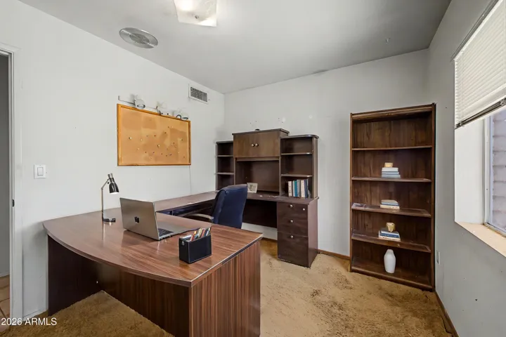 Den/ Office