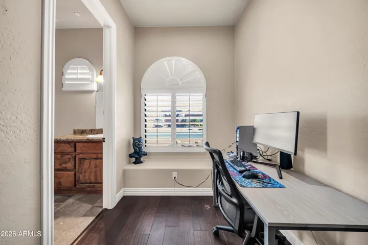 Bedroom 4 seating area
