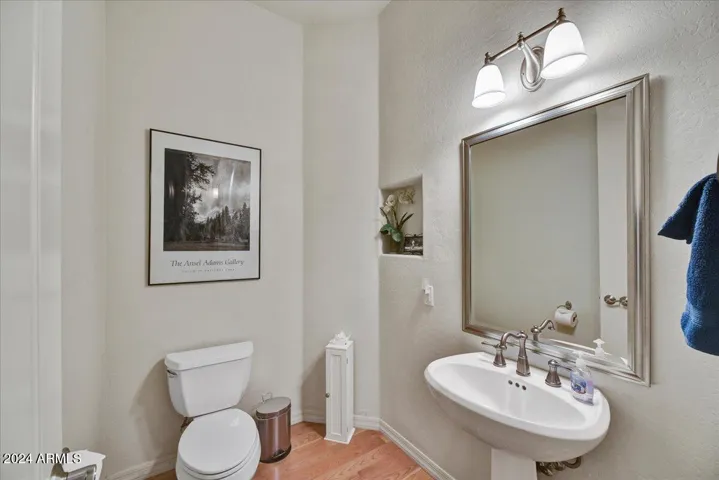 4th bathroom