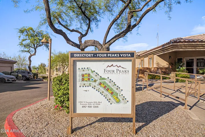FOUR PEAKS - a great community within walking distance to coffee shops, sandwich shops, etc.