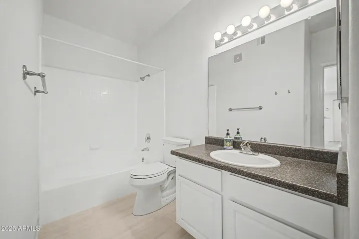 2nd Master bath