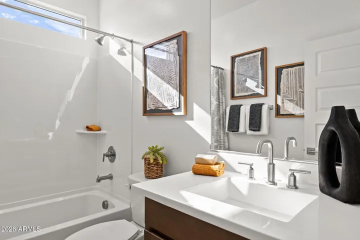 ENSUITE BATH