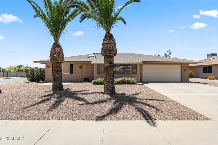 Great curb appeal!