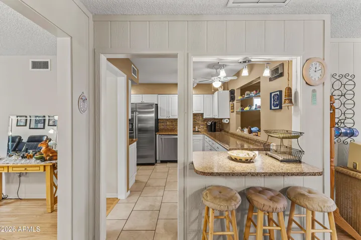Breakfast bar!
