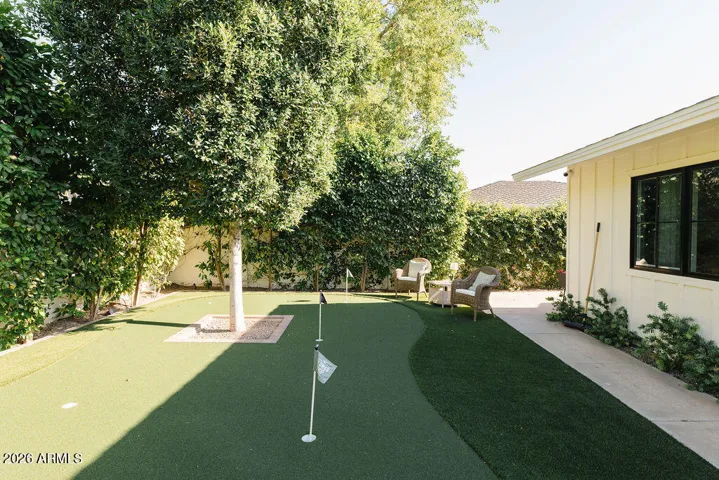 backyard putting green
