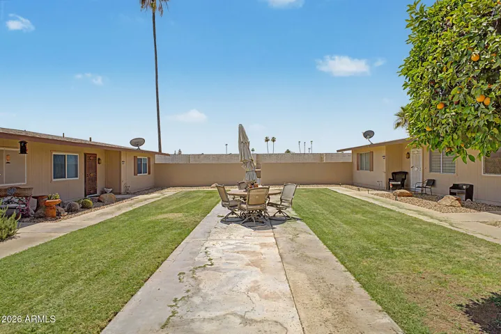 Front Courtyard Community area
