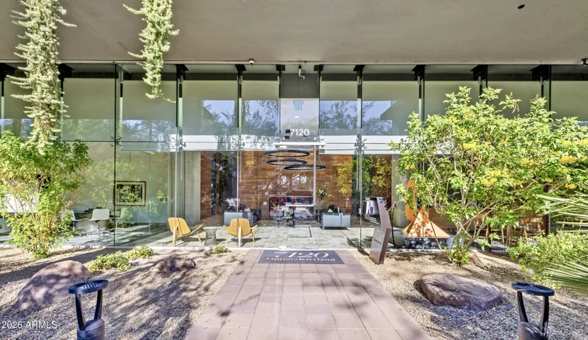 71st St Guest Entrance