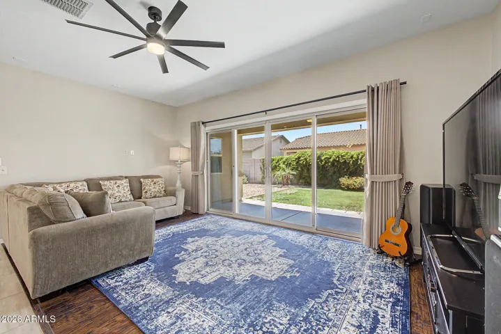 Expansive Sliding Door!