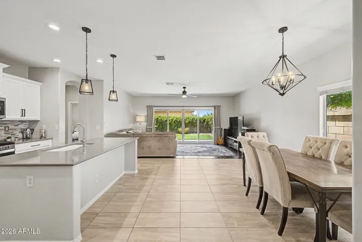 Open Floorplan!