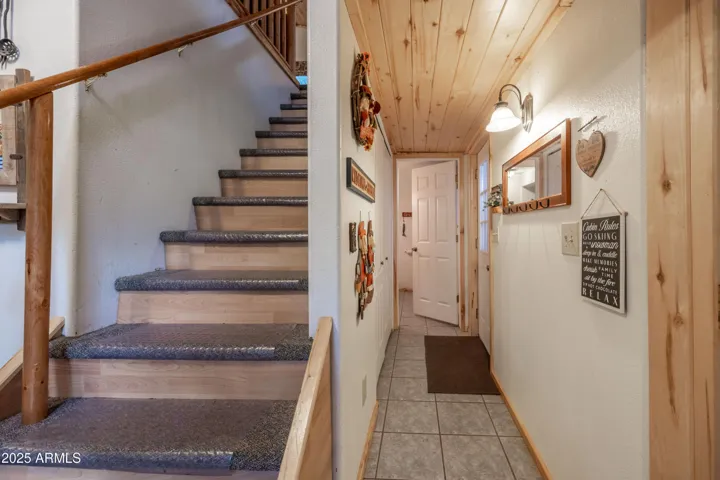 Stairs to Loft with full bathroom - could be converted to 2 bedrooms.