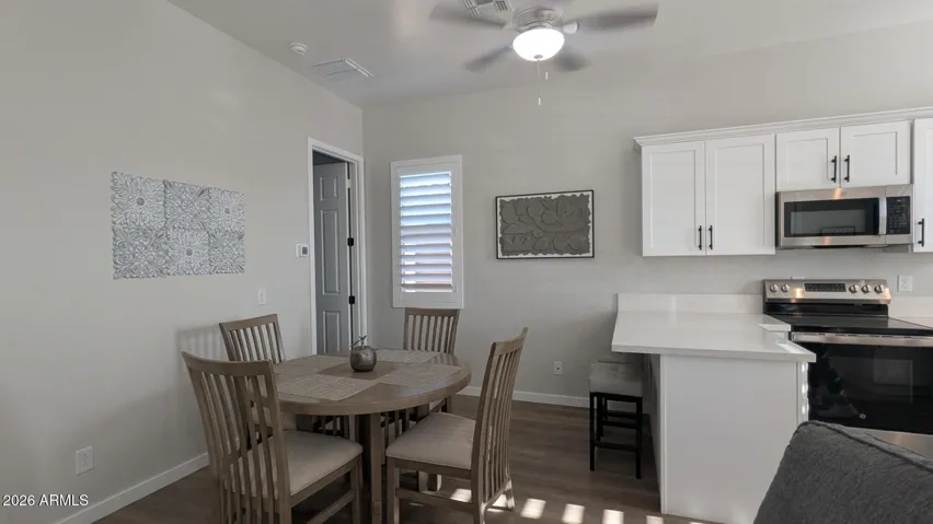 Guest House Dinning