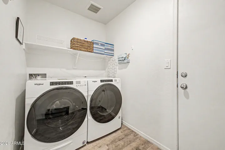 Whirlpool Washer and Dryer Convey