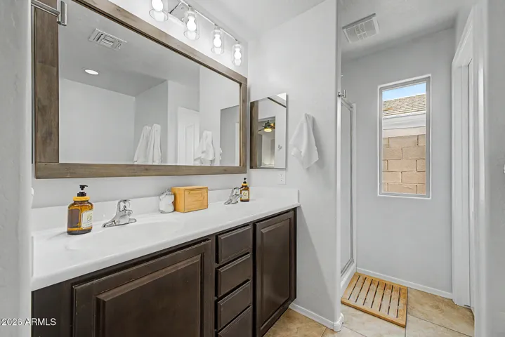 Primary bathroom w/ double sinks