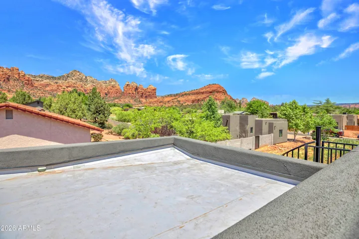 Rooftop deck