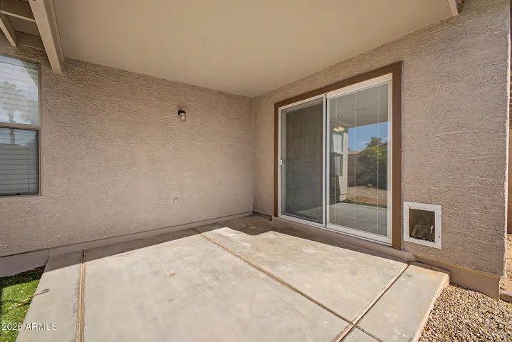 Spacious Patio