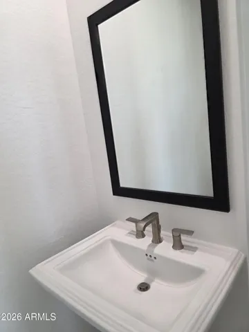Lot 39 Powder Room