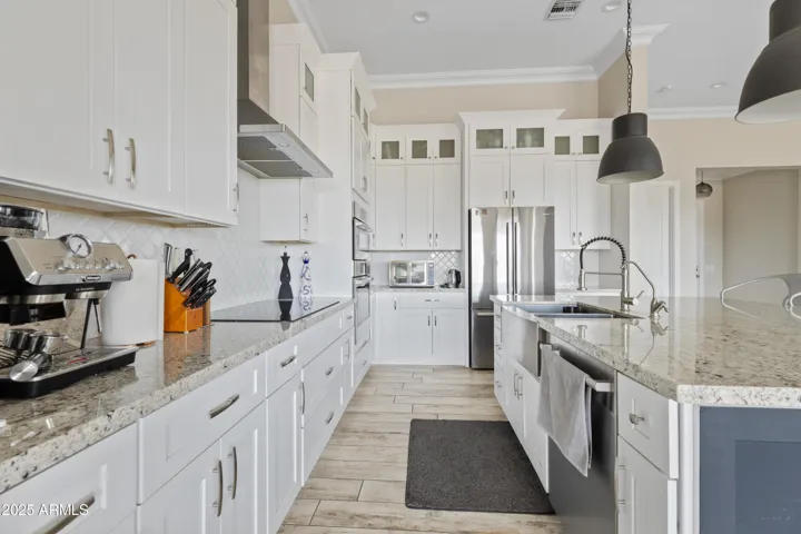 Kitchen 2
