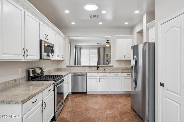 Pantry and lots of cabinet space