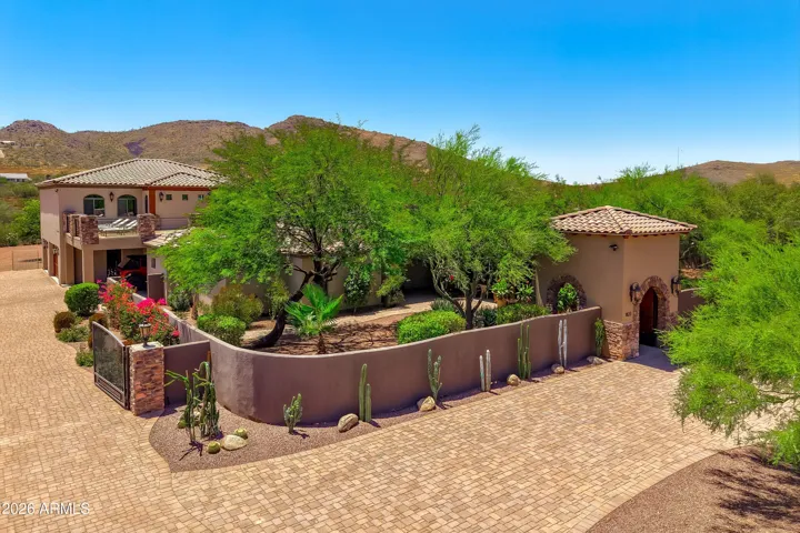 1823 W MADDOCK RD, Phoenix, AZ 85086
