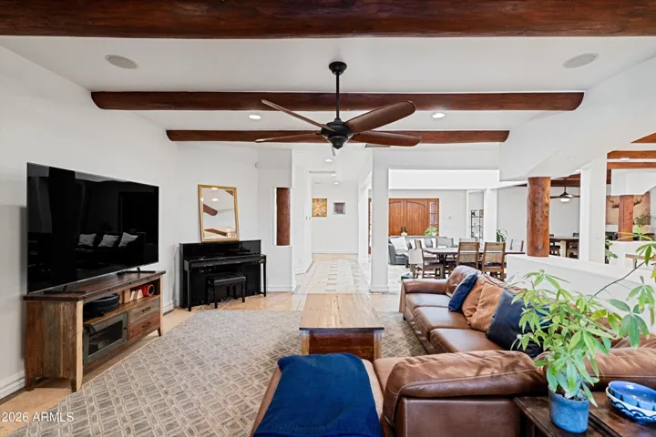 1823 W MADDOCK RD, Phoenix, AZ 85086