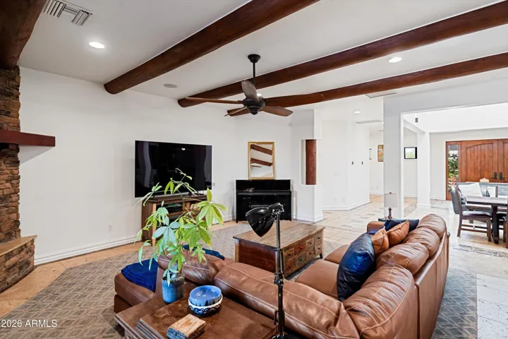 1823 W MADDOCK RD, Phoenix, AZ 85086