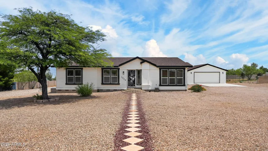 Front of home with garage