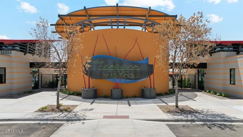 Community Center/Pool/Gym!