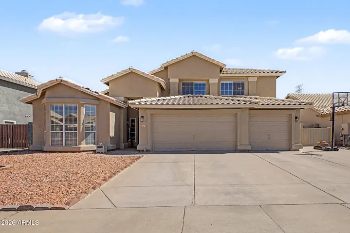 3 car garage and RV gate!