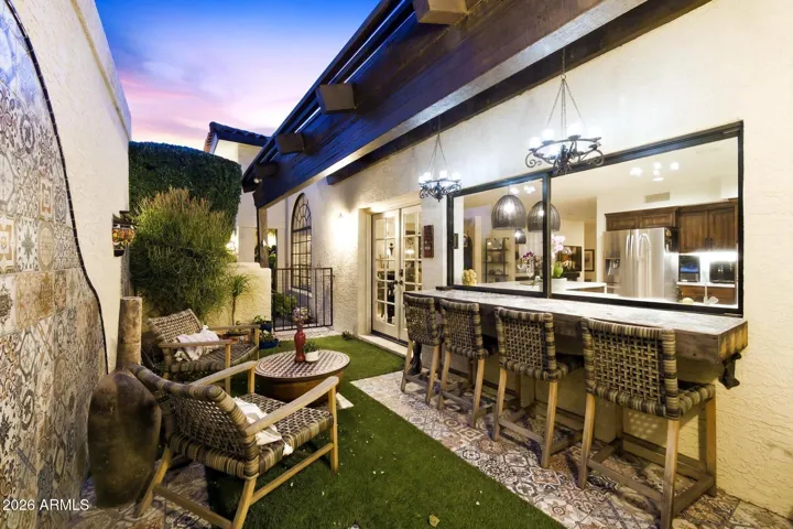 Private front patio