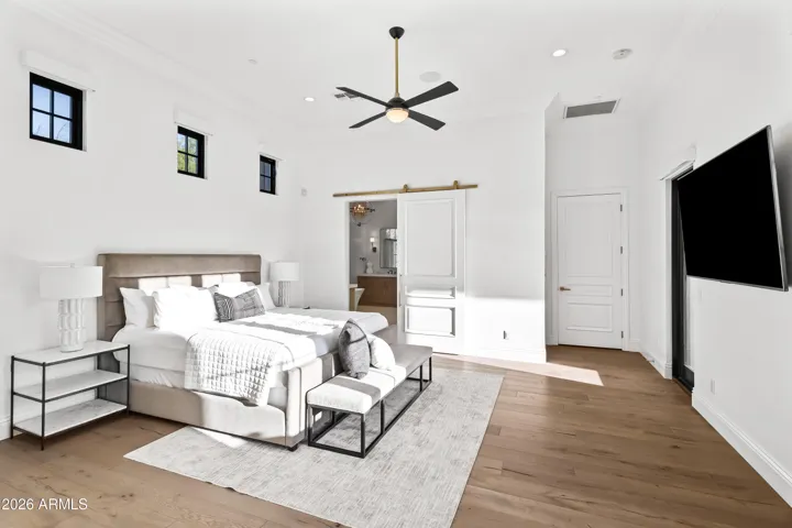 Primary suite