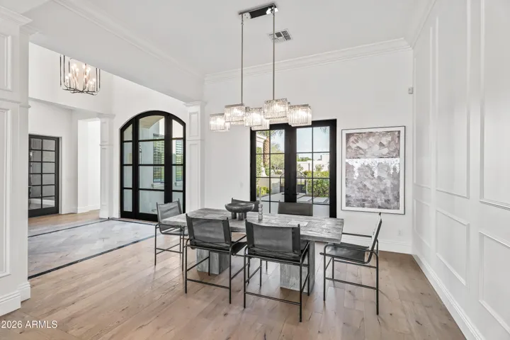 Formal Dining