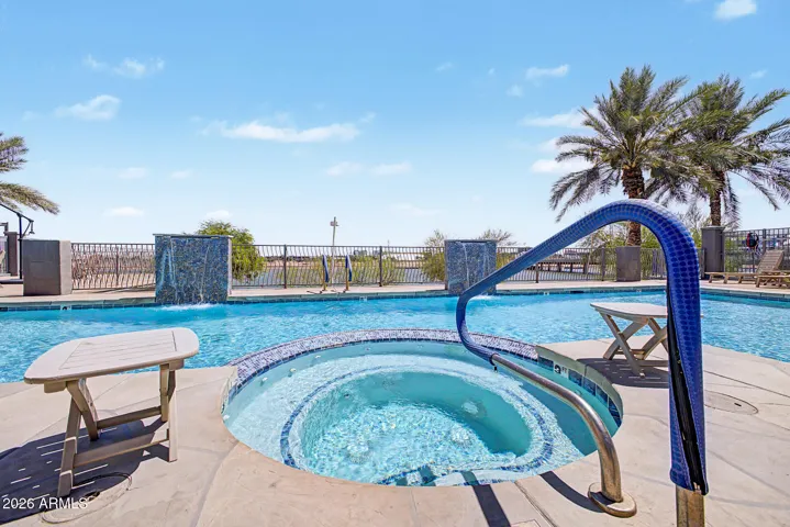 Heated pool and Jacuzzi