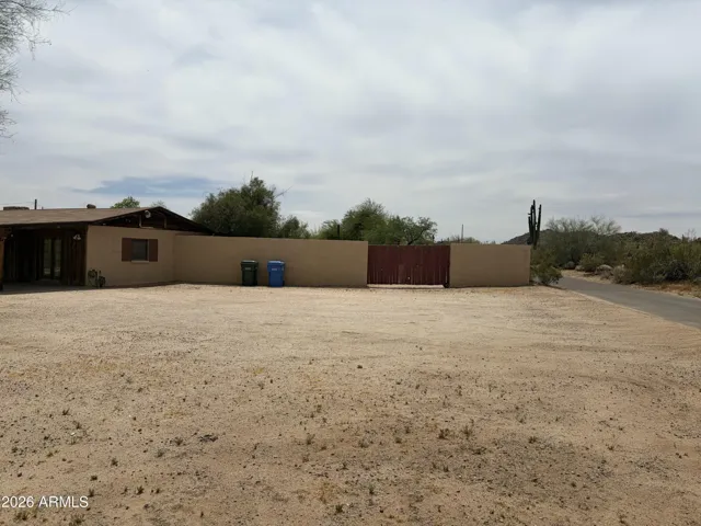 Front view RV Gate
