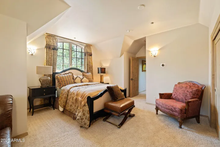 3rd extra large bedroom over the three car garage for extra space