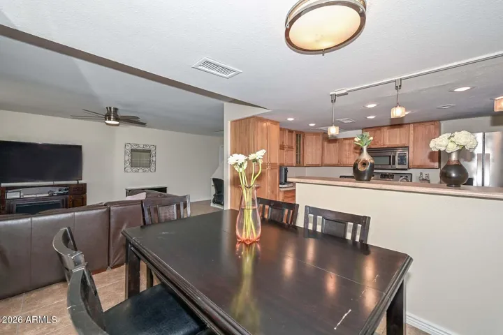 Breakfast Room