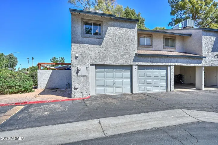 2-Car Garage