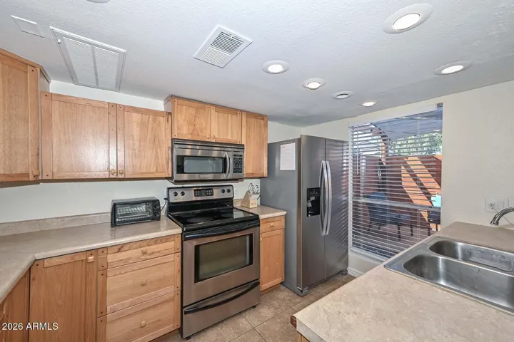 Kitchen-Lots of natural light