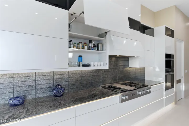 Glass tile back splash