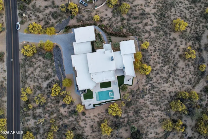 Overhead aerial