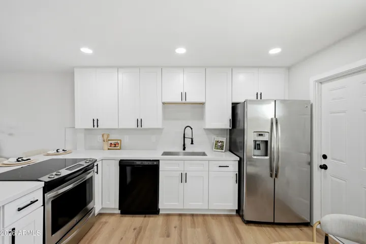 Brand NEW Kitchen