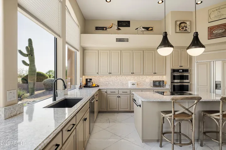 Enjoy new quartz counters and stainless appliances.