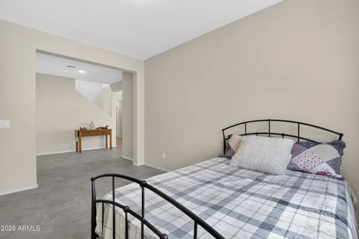 Flex space - office/dining room/den