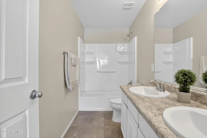 2nd upstairs full bathroom