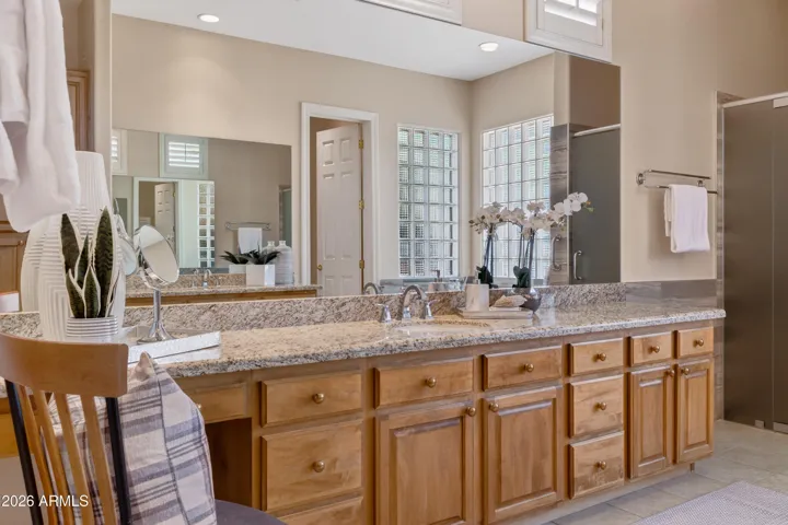 Dual Vanity