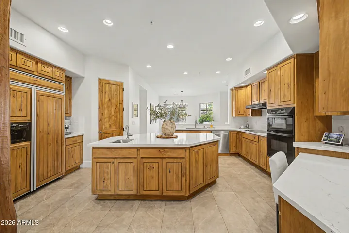 Huge kitchen island with 2nd sink
