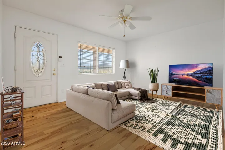 Living virtually staged