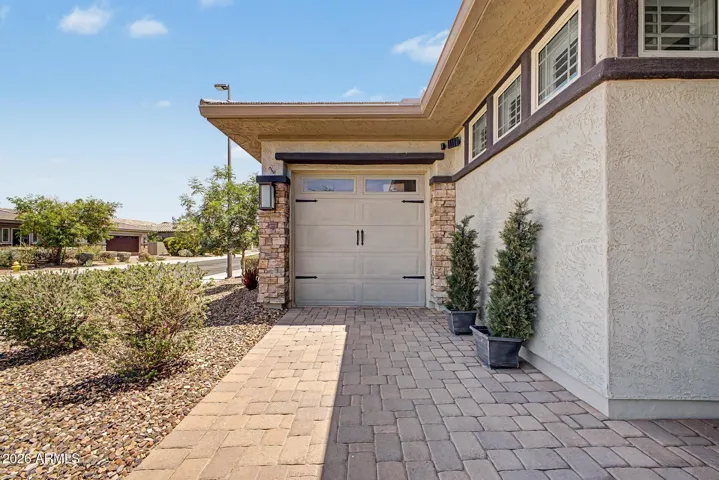3rd car usable garage